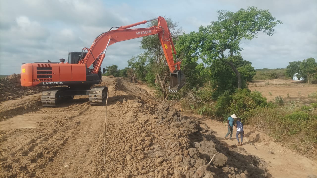 Rehabilitation of Kariyalainagapaduwan Tank - Image 3
